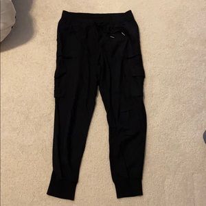 Community Cebu Pants from aritzia
